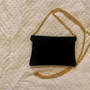 Stunning Black velvet bag w/ magenta lining, gold chain handle